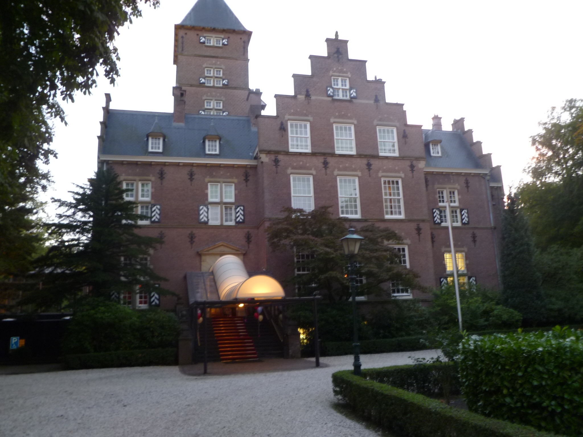 Feest te Kasteel de Wittenburg Wassenaar Drive in Dixo Balthazar Utrecht Feest te Kasteel de Wittenburg Wassenaar Drive in Dixo Balthazar Utrecht
